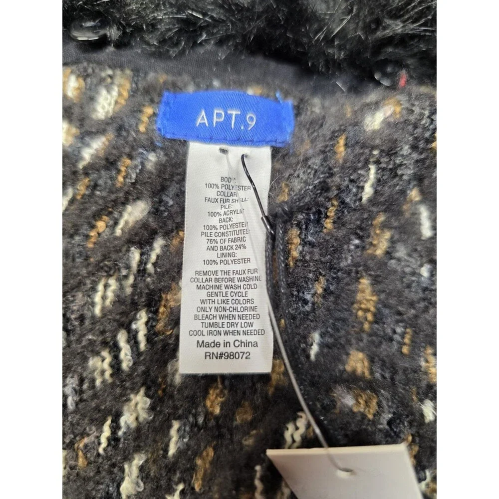 NWT APT. 9 Sweater Cape with One Button Closure and Faux Fur Collar Detachable